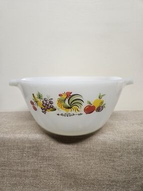 🐓 Anchor Hocking Chanticleer Milk Glass Bowl